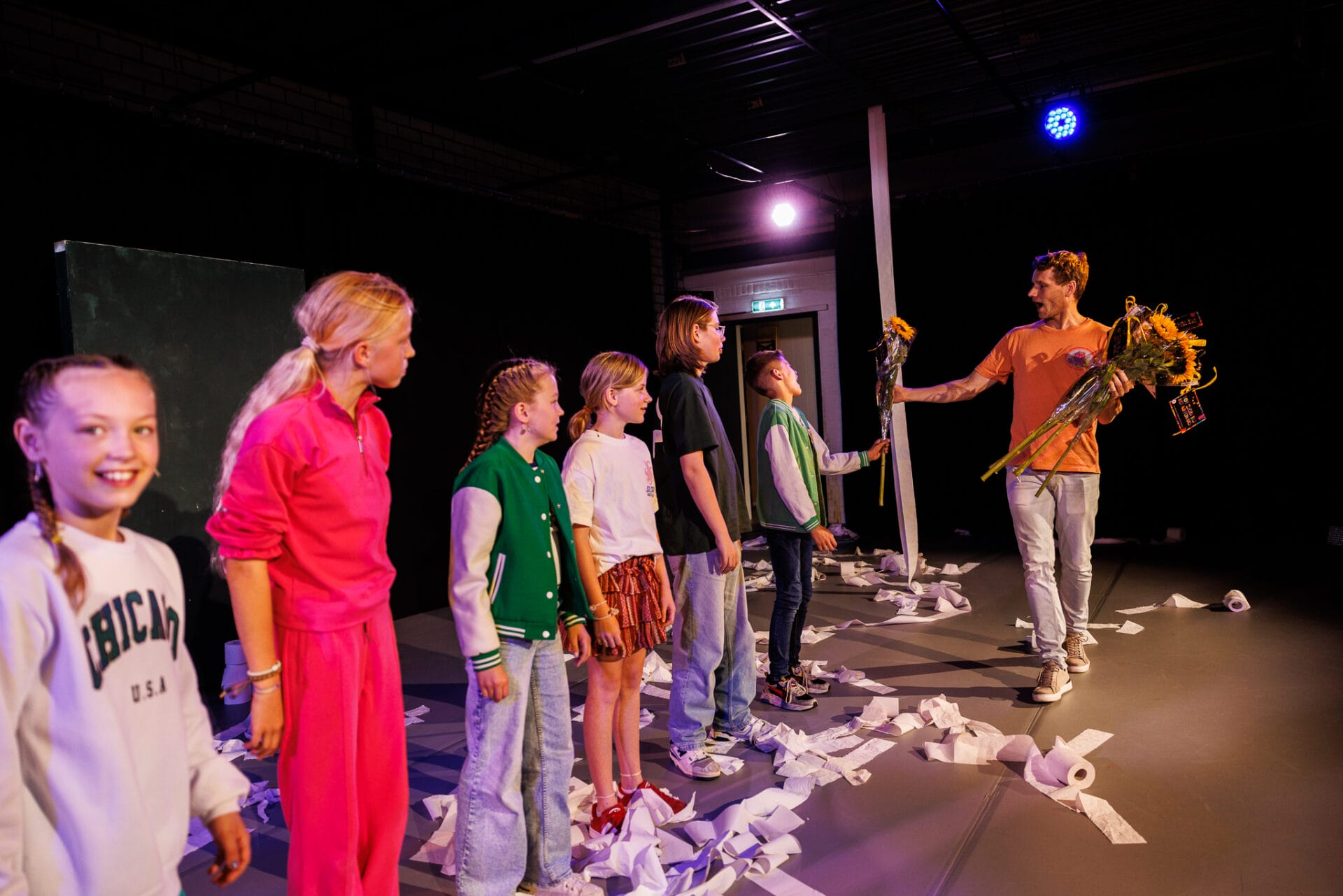LucasKemper_HetAchterland_PresantatiesTheater_LR-102